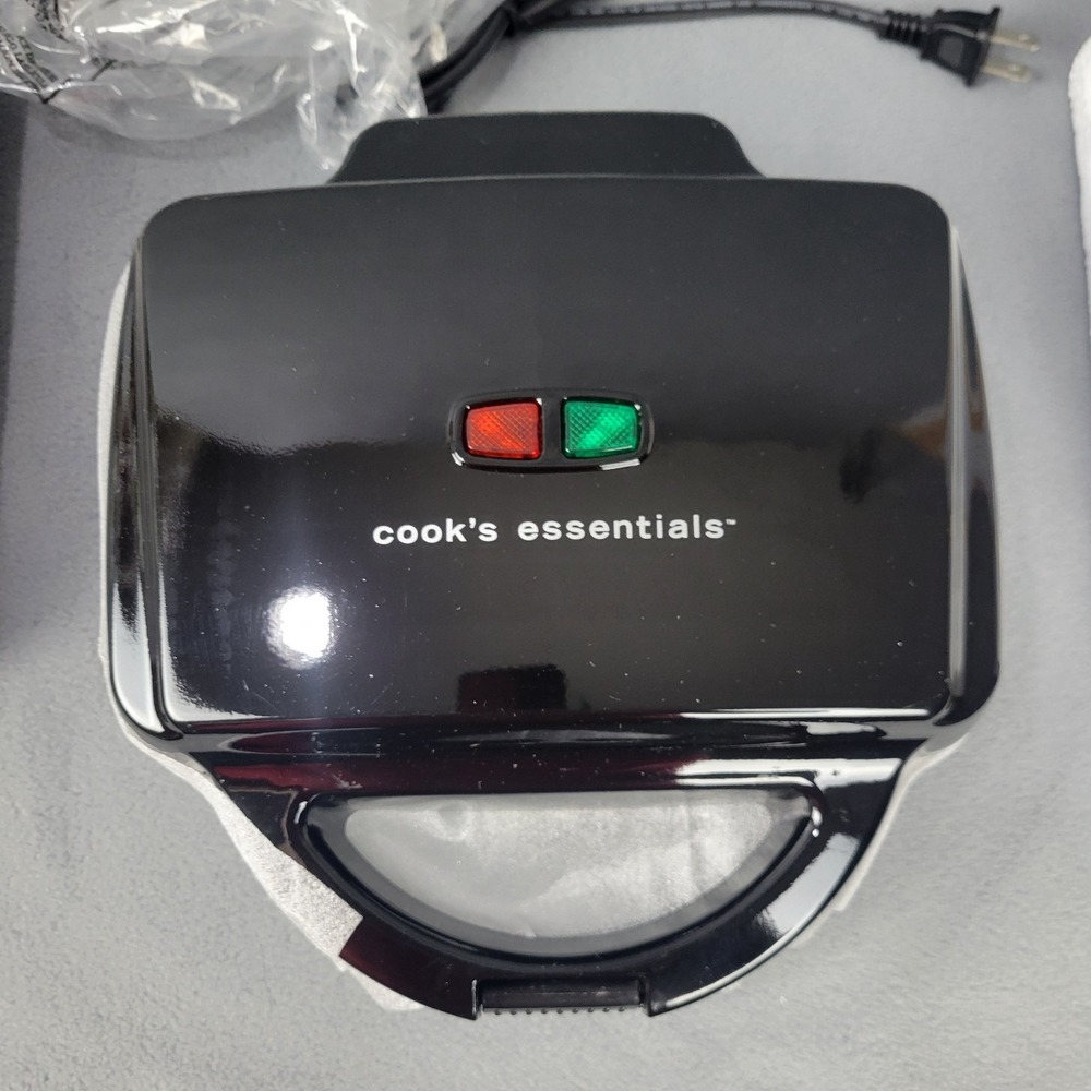 Cook's Essentials‎ QCE0932 Brownie Maker Black Electric 800W with Owner's Manual